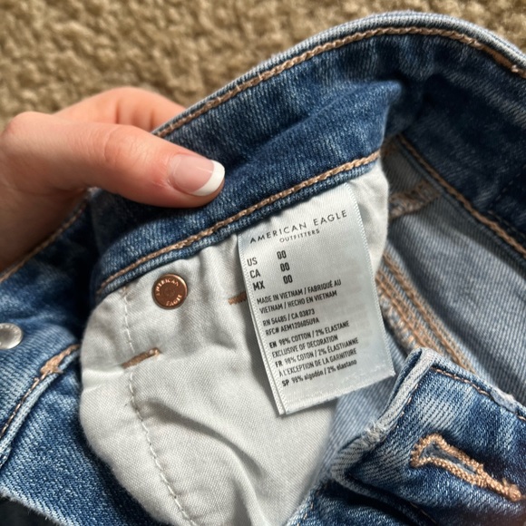 Selling these double zero shorts from American eagle! - Picture 3 of 3